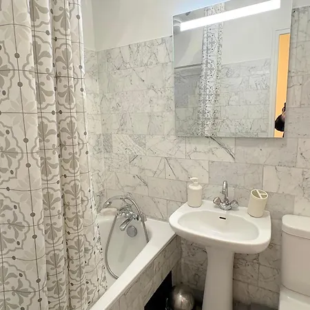 Le Rennequin Apartment